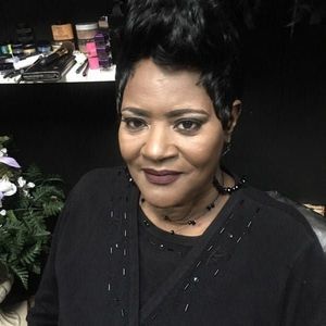 Meet your Posher, Cathy